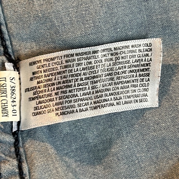 Old Navy button down shirt size medium - Picture 9 of 15